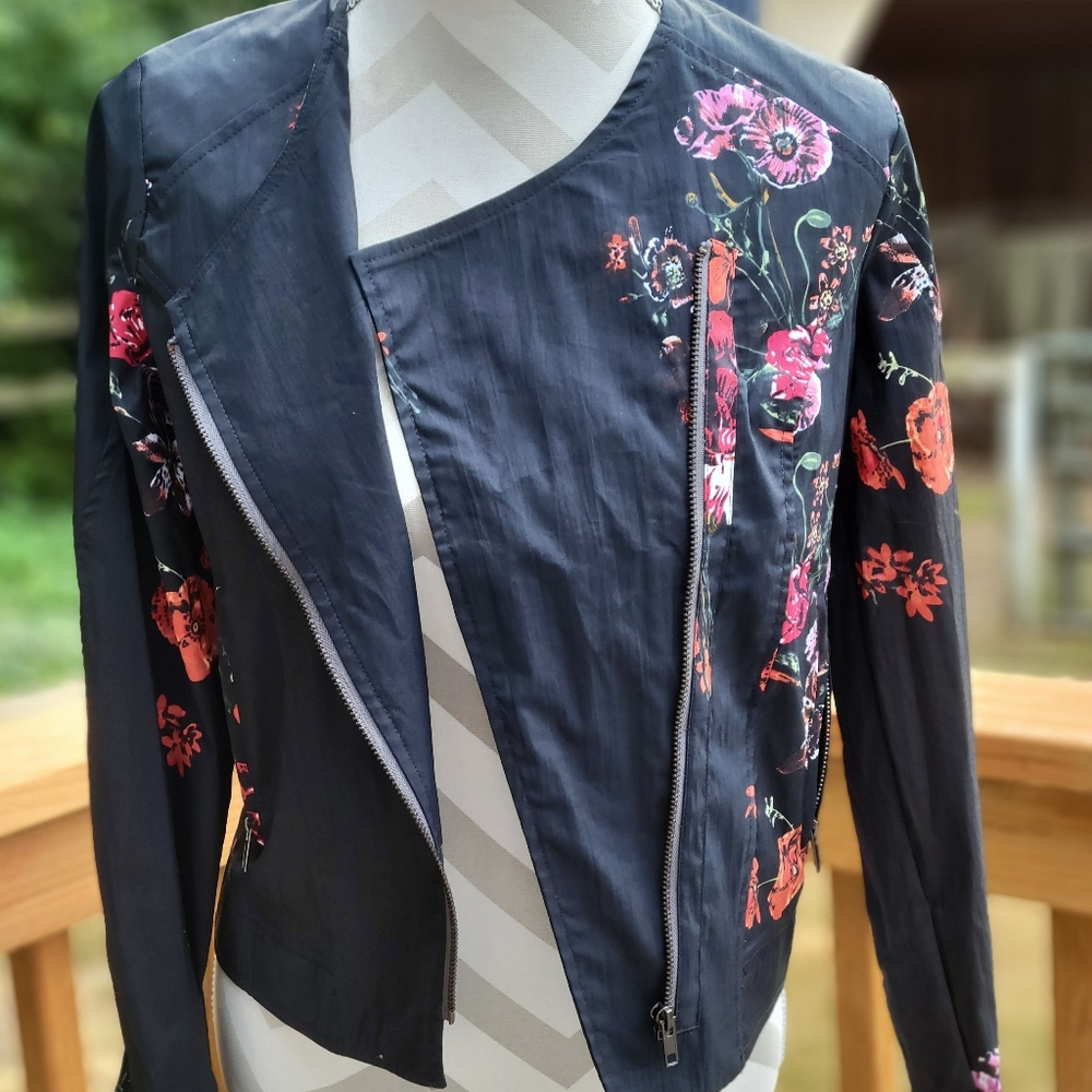 Shay & Coco Floral Moto Jacket - Picture 7 of 7